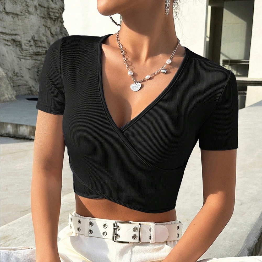SHEIN Ribbed Crop Top Tee - Picture 2 of 3